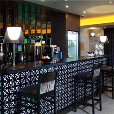 Oasis, Newtonabbey